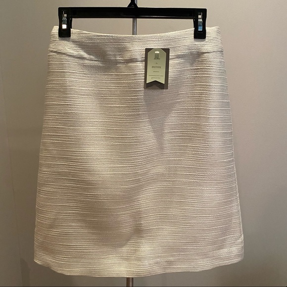 Anthropologie Paper Crown Skirt - Picture 3 of 10